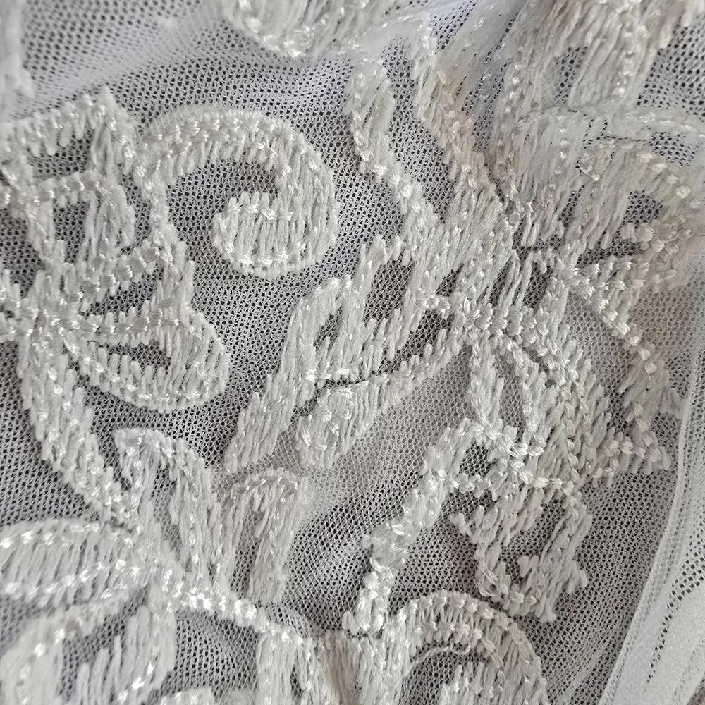 POL White Lace Bralette - Picture 3 of 3